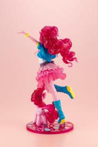 Gallery Image of Pinkie Pie (Limited Edition) Statue