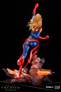 Gallery Image of Captain Marvel Statue