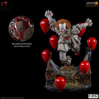 Gallery Image of Pennywise Deluxe 1:10 Scale Statue