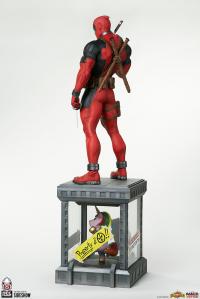 Gallery Image of Deadpool 1:3 Scale Statue