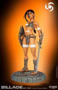 Gallery Image of Nävis the Fearless Warrior Statue