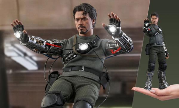 Tony Stark (Mech Test Deluxe Version - Special Edition) Sixth Scale Figure by Hot Toys