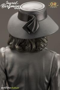 Gallery Image of Ingrid Bergman Statue