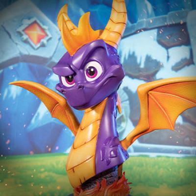 Spyro Life-Size and Grand-Scale Bust Video