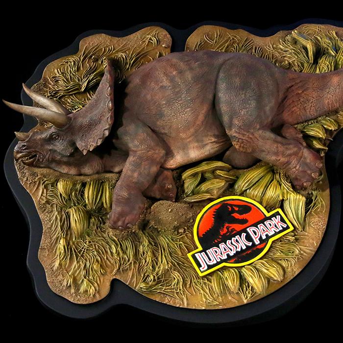 triceratops jurassic park sick