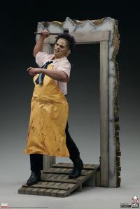 Gallery Image of Leatherface "The Butcher" 1:3 Scale Statue