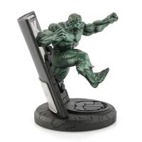 Gallery Image of The Hulk Classic Cover (Green Edition) Pewter Collectible