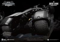 Gallery Image of Justice League Batmobile Diorama