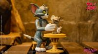 Gallery Image of Tom and Jerry - The Sculptor Statue