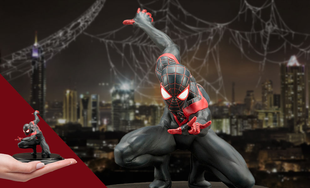 Gallery Feature Image of Spider-Man (Miles Morales) 1:10 Scale Statue - Click to open image gallery