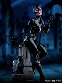 Gallery Image of Catwoman 1:10 Scale Statue