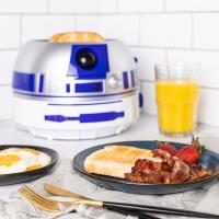 Gallery Image of R2-D2 Deluxe Toaster Kitchenware