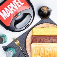 Gallery Image of Eat the Universe - Marvel Logo 3-in-1 Kitchenware
