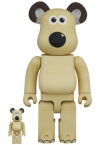 Gallery Image of Be@rbrick Gromit 100% and 400% Bearbrick