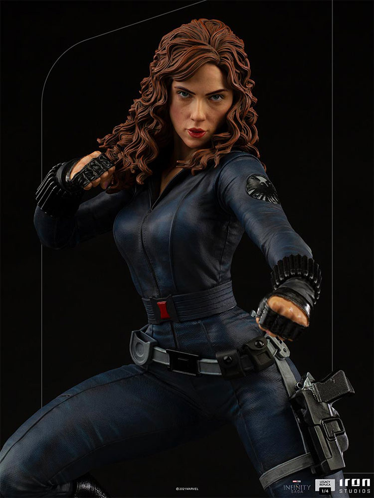 IRON STUDIOS : Black Widow 1/4 Scale Legacy Replica Statue Black-widow_marvel_gallery_60186b719b891