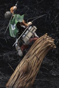 Gallery Image of Levi (Renewal Package Variant) Statue