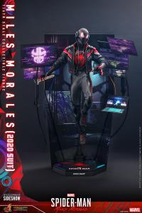 Gallery Image of Miles Morales (2020 Suit) Sixth Scale Figure