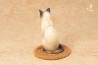 Gallery Image of Siamese Cat Statue
