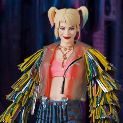 Harley Quinn (Caution Tape Jacket Version) (DC Comics) Collectible Figure by Medicom Toy