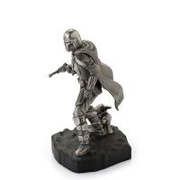 Gallery Image of Mandalorian Limited Edition Figurine Pewter Collectible