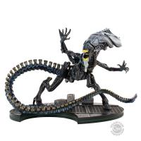 Gallery Image of Alien Queen Q-Fig Max Elite Collectible Figure