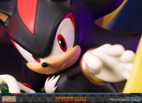 Gallery Image of Shadow: Chaos Control Collectible Statue