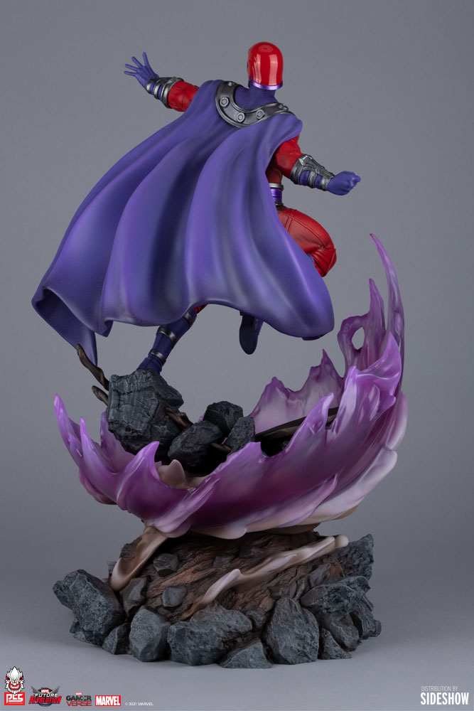 PCS Collectible Figures : Magneto 1:6 Scale Diorama Magneto_marvel_gallery_60f237ab38240