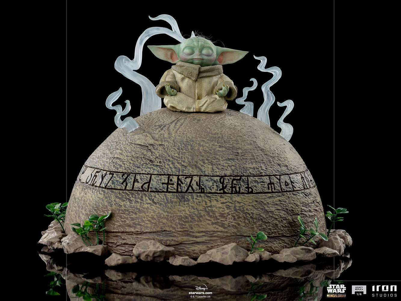 yoda and grogu statue