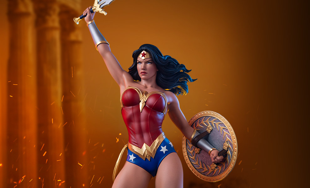Gallery Feature Image of Wonder Woman Sixth Scale Maquette - Click to open image gallery