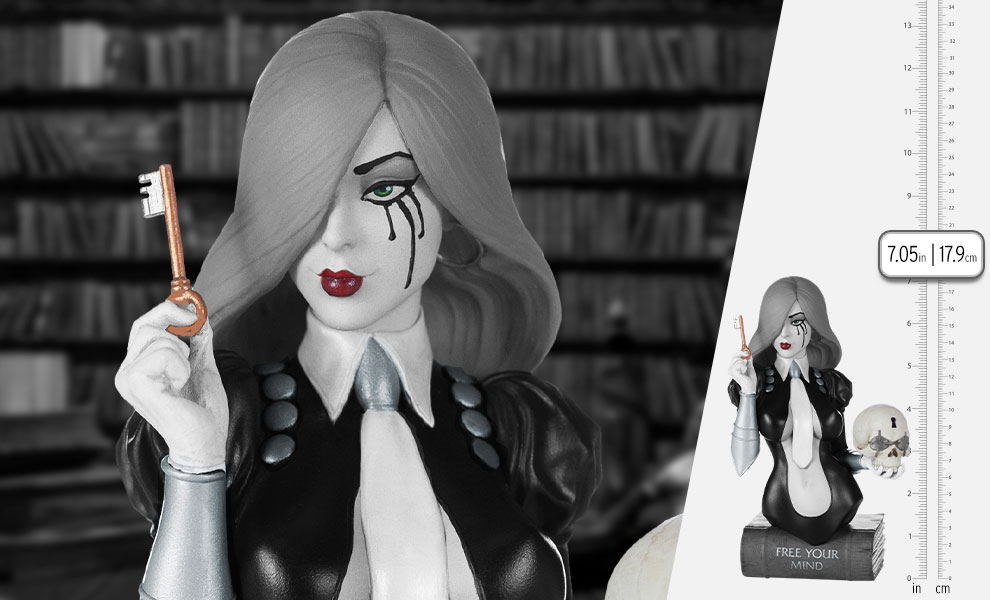 Dawn (Black and White) Vampirella Bust
