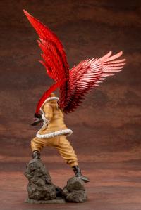 Gallery Image of Hawks Statue