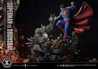 Gallery Image of Superman VS Doomsday Statue