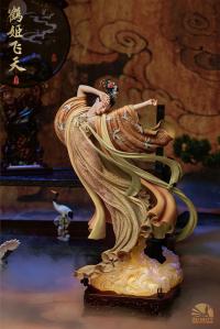 Gallery Image of The Flying Princess Crane Statue Deluxe Statue