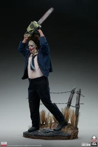 Gallery Image of Leatherface "Slaughter" Collectible Set