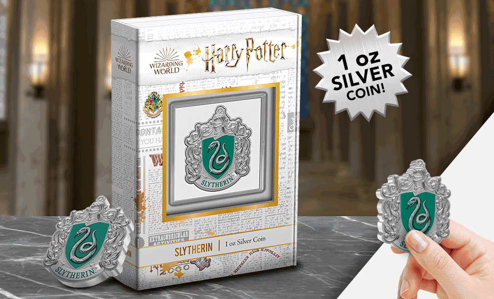 Gallery Feature Image of Slytherin House Banner 1oz Silver Coin Silver Collectible - Click to open image gallery
