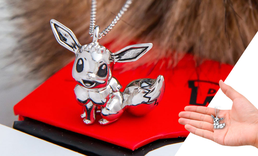 Gallery Feature Image of Eevee Necklace Jewelry - Click to open image gallery
