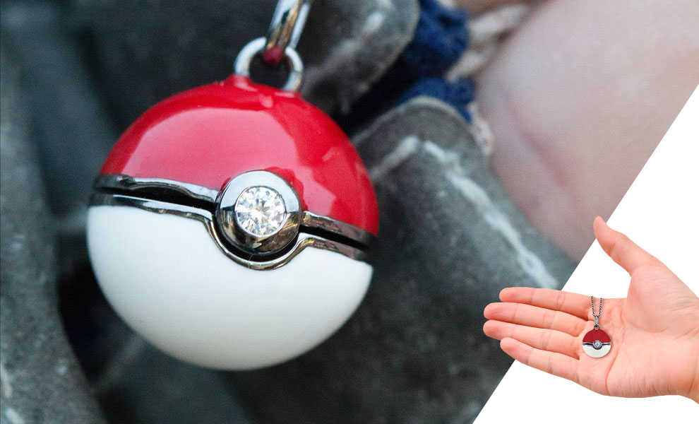 Gallery Feature Image of Poke Ball Locket Jewelry - Click to open image gallery