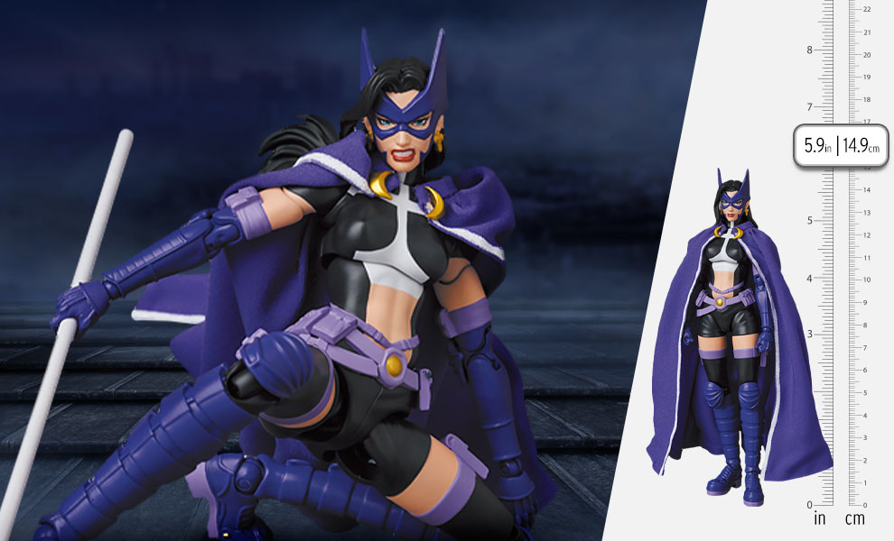 Gallery Feature Image of Huntress (Batman: Hush) Collectible Figure - Click to open image gallery
