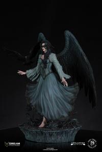 Gallery Image of Raven Statue
