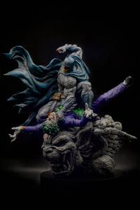 Gallery Image of Batman vs The Joker Statue