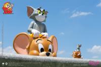 Gallery Image of Tom and Jerry Mega Piggyback Ride (700% Version) Collectible Figure