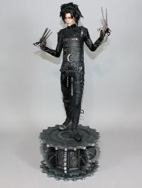 Gallery Image of Edward Scissorhands Quarter Scale Statue