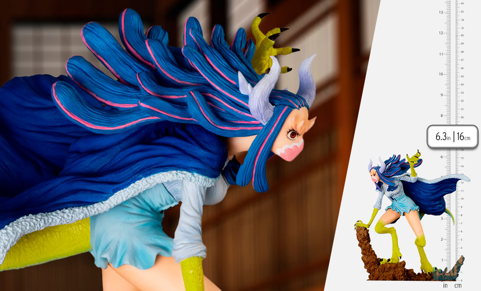 Gallery Feature Image of Ulti (Glitter of Ha) Collectible Figure - Click to open image gallery