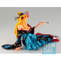 Gallery Image of Black Maria (Glitter of Ha) Collectible Figure