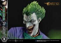 Gallery Image of The Joker “Say Cheese!” (Deluxe Version) 1:3 Scale Statue