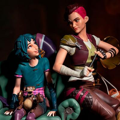 Powder & Vi Statue