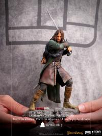 Gallery Image of Aragorn 1:10 Scale Statue