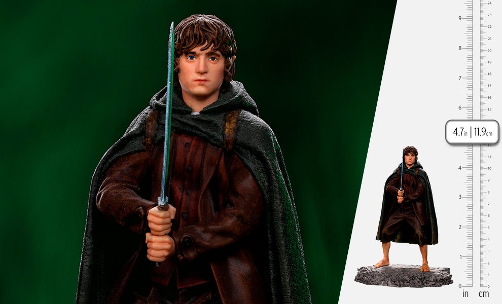 Gallery Feature Image of Frodo 1:10 Scale Statue - Click to open image gallery