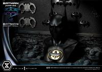 Gallery Image of Batman Gadget Wall 1:3 Scale Statue