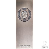 Gallery Image of Han Solo in Carbonite 1oz Silver Coin Silver Collectible
